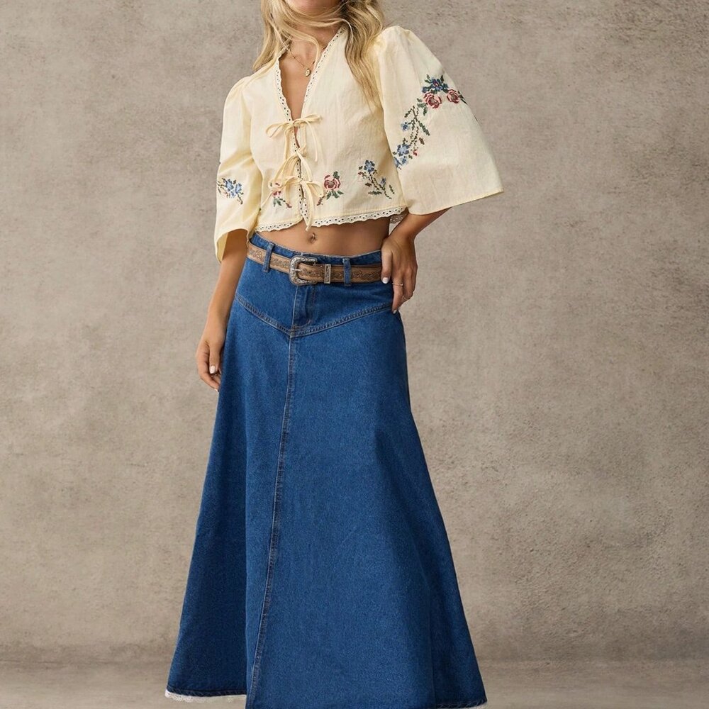 Yellow Casual Women's V-Neck Tie Front 3/4 Sleeve Floral Embroidered Crop Top - Picture 5 of 6